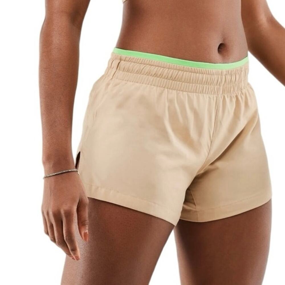 Fabletics Breathe Mid-Rise Run Shorts